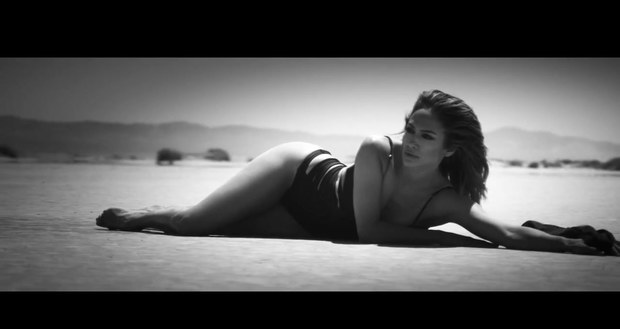 jennifer in the desert